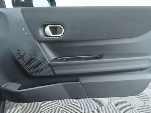 Certified 2025 MINI Cooper 2-Door Hardtop image 26