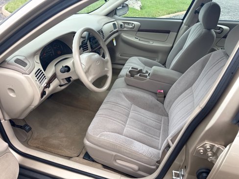Used 2004 Chevrolet Impala image 24