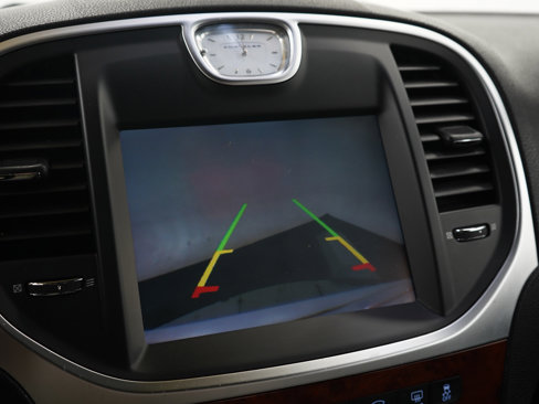 Used 2014 Chrysler 300 AWD w/ Driver Convenience Group image 25