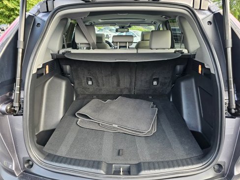 Used 2020 Honda CR-V Touring image 11
