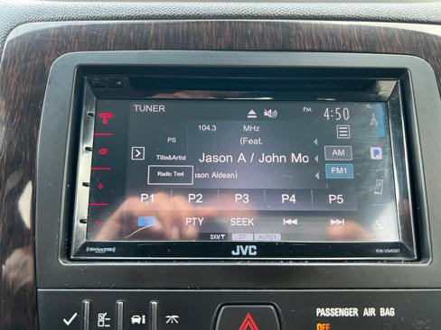 Used 2017 Chevrolet Traverse LT image 21