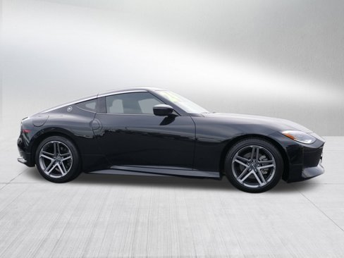 Used 2024 Nissan Z Sport w/ Floor Mat Package image 2