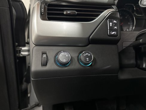 Used 2017 Chevrolet Tahoe LT image 37