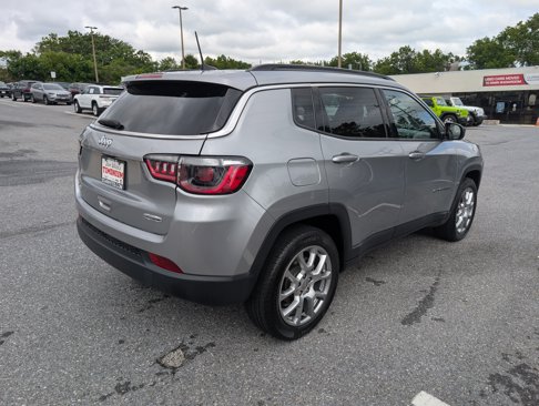 Used 2022 Jeep Compass Latitude image 28