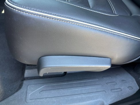 Used 2019 GMC Acadia Denali image 26