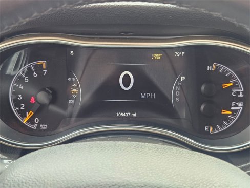 Used 2014 Jeep Grand Cherokee Limited image 16