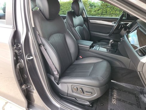 Used 2017 Genesis G80 3.8 image 15