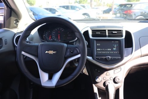 Used 2017 Chevrolet Sonic LT image 22