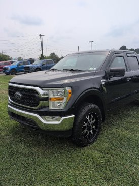 Used 2021 Ford F150 XLT w/ Equipment Group 301A Mid image 1