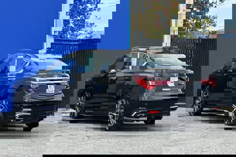 Used 2018 Acura RLX Sport Hybrid w/ Advance Pkg image 5