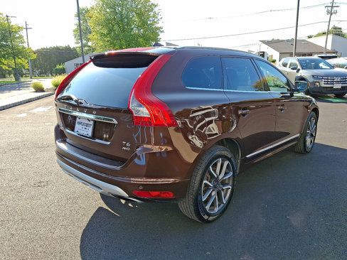 Used 2017 Volvo XC60 T6 Dynamic w/ Preferred Option Package image 5