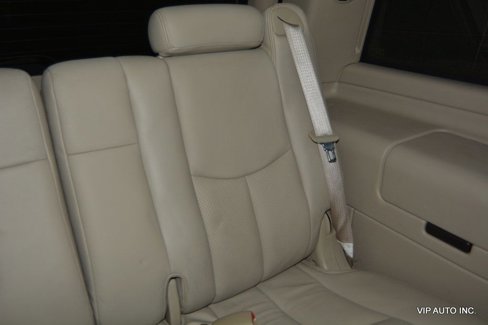 Used 2005 Cadillac Escalade AWD image 29
