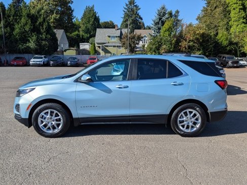 Used 2022 Chevrolet Equinox LT image 2