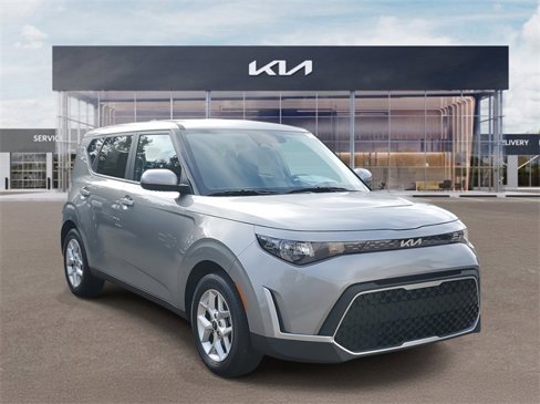 Used 2025 Kia Soul S image 1