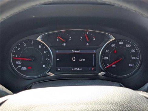 Used 2024 GMC Terrain SLT image 11