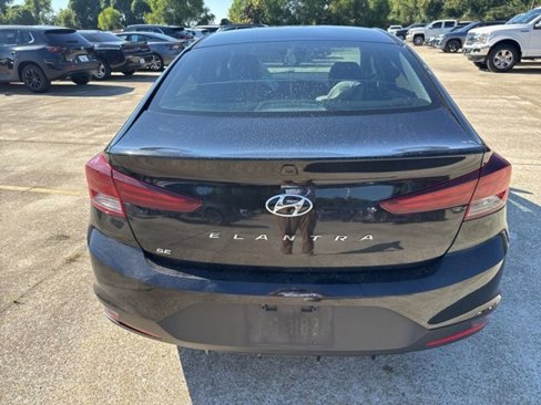 Used 2020 Hyundai Elantra SE w/ Cargo Package (C1) image 6
