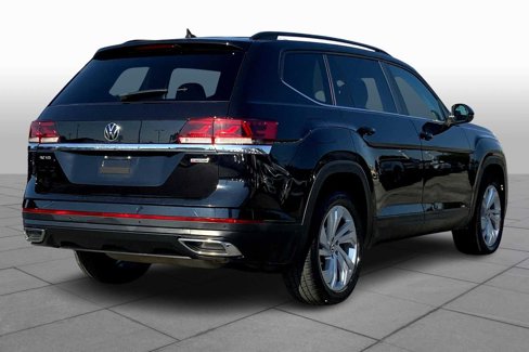 Used 2021 Volkswagen Atlas SE image 12