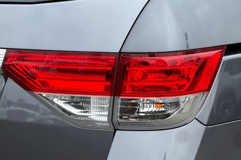 Used 2016 Honda Odyssey EX-L image 52