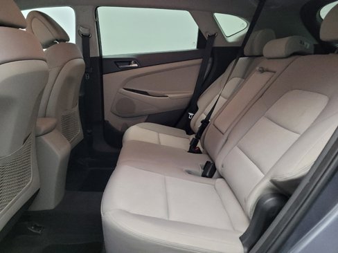 Used 2016 Hyundai Tucson Sport image 18