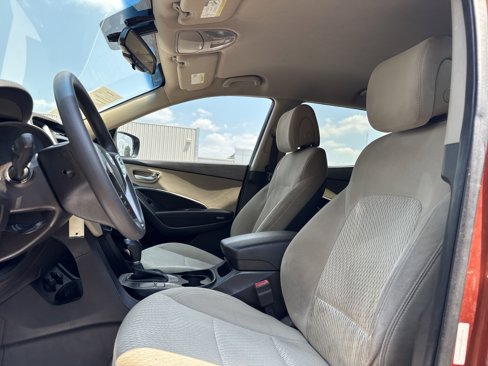 Used 2017 Hyundai Santa Fe Sport image 11