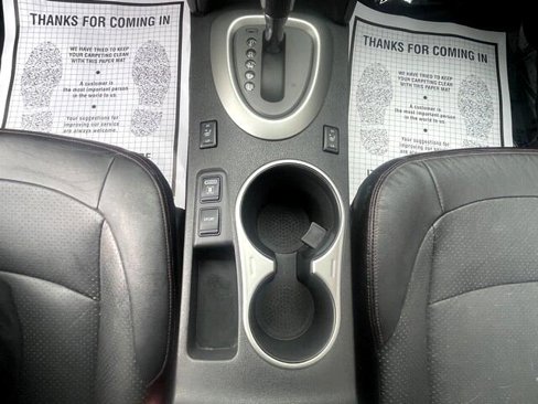 Used 2012 Nissan Rogue SL image 16