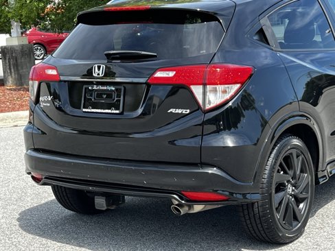 Used 2021 Honda HR-V Sport image 37