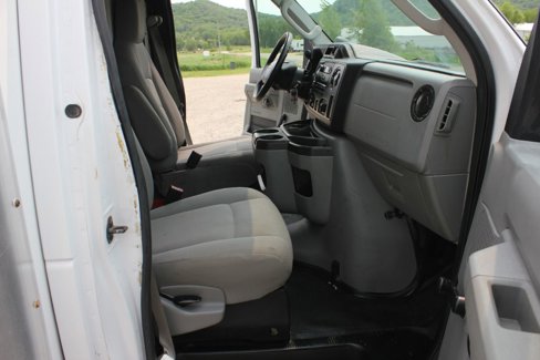 Used 2010 Ford E-350 and Econoline 350 Super Duty image 27