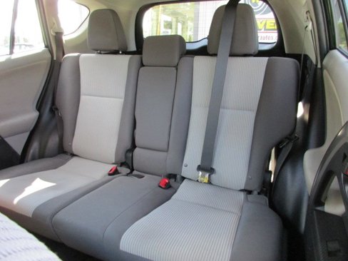 Used 2013 Toyota RAV4 LE image 27