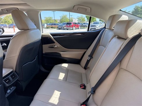 Used 2019 Lexus ES 350 image 13