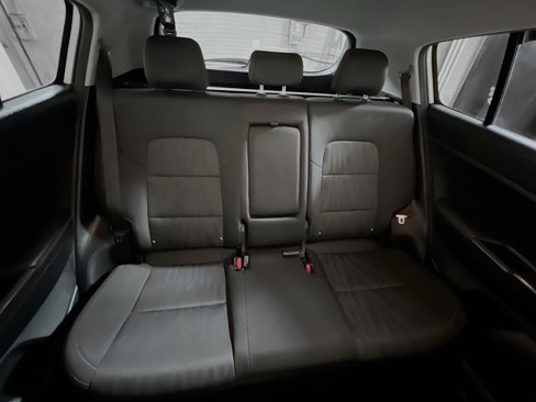 Used 2020 Kia Sportage LX image 31