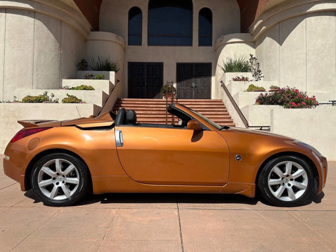 Used 2005 Nissan 350Z Touring image 12