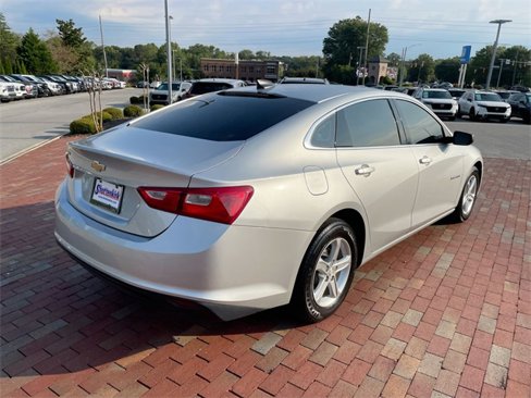 Used 2020 Chevrolet Malibu LS image 36