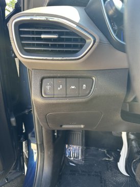 Used 2020 Hyundai Santa Fe SEL image 19