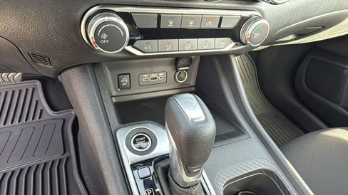 New 2025 Nissan Sentra SV image 23
