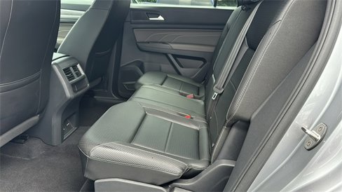 Used 2022 Volkswagen Atlas Cross Sport SE image 22