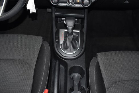 Used 2024 Kia Forte LXS image 19