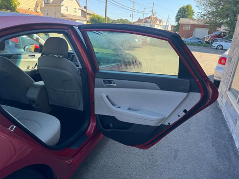 Used 2018 Hyundai Sonata SE image 18