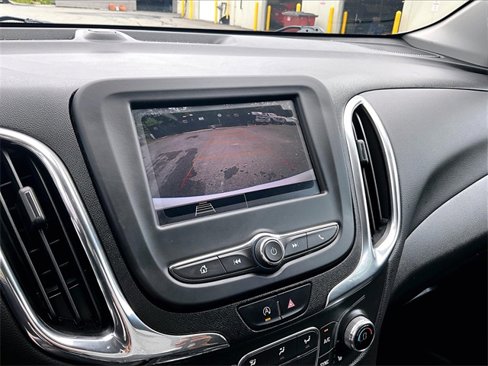 Used 2022 Chevrolet Equinox LT image 26