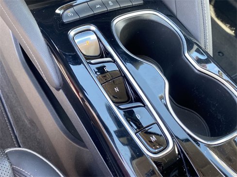 Used 2023 Buick Envision Essence image 18