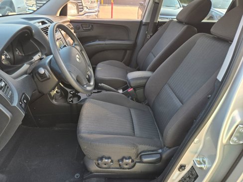 Used 2010 Kia Sportage LX image 6