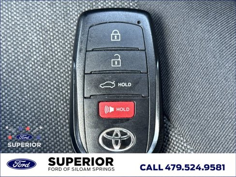 Used 2025 Toyota Camry LE image 21