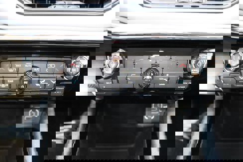 Used 2022 Jeep Compass Limited w/ Elite Group image 20
