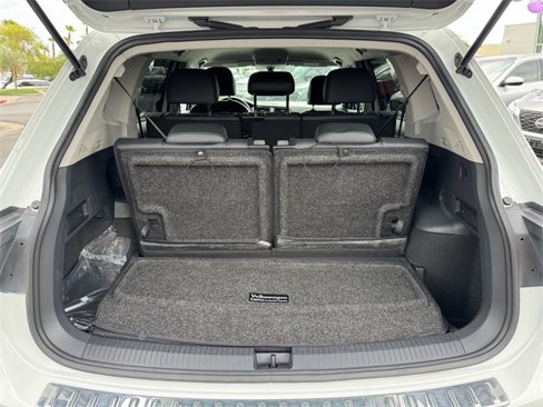 Certified 2019 Volkswagen Tiguan SE image 15