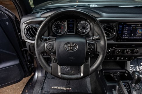 Used 2019 Toyota Tacoma TRD Sport image 18