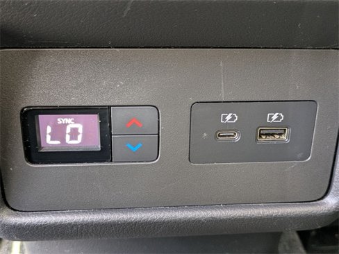 Used 2021 Nissan Rogue SL w/ Premium Package image 27