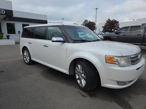 Used 2011 Ford Flex Limited w/ Rapid Spec Order Code image 2