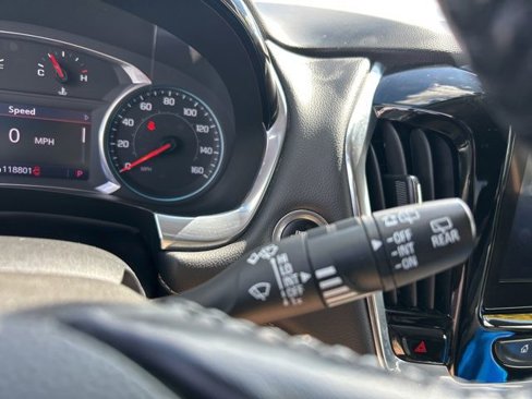 Used 2020 Chevrolet Traverse LT image 20
