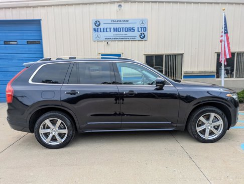 Used 2016 Volvo XC90 T8 Momentum w/ Vision Package image 14