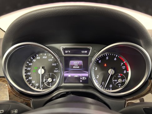 Used 2013 Mercedes-Benz ML 350 4MATIC image 26