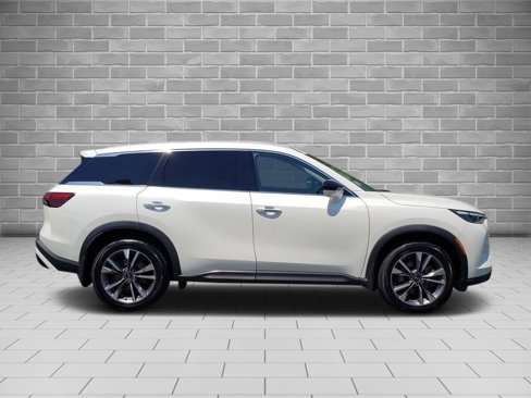 Used 2023 INFINITI QX60 Luxe image 4